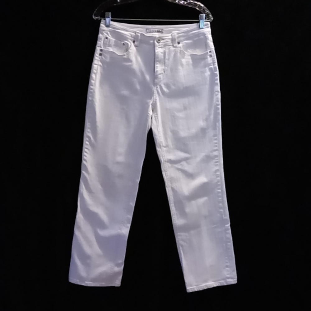 ♥️Chico's Platinum Charm Jeans